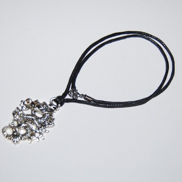 Dragon Necklace,Dragon Pendant Necklace,Martial Art Dragon Necklace,Man - Picture 3 of 3